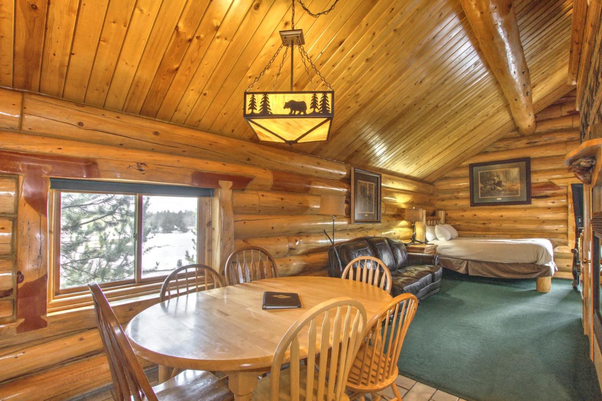 Holiday home Hibernation Station West Yellowstone