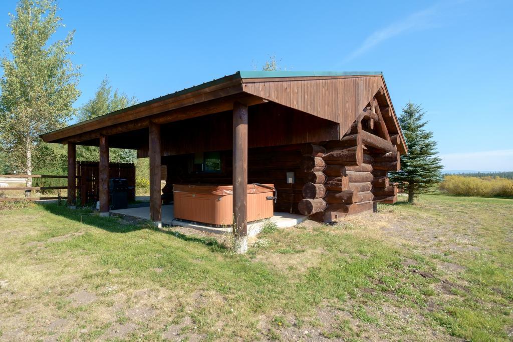 Bar N Ranch Lodge *