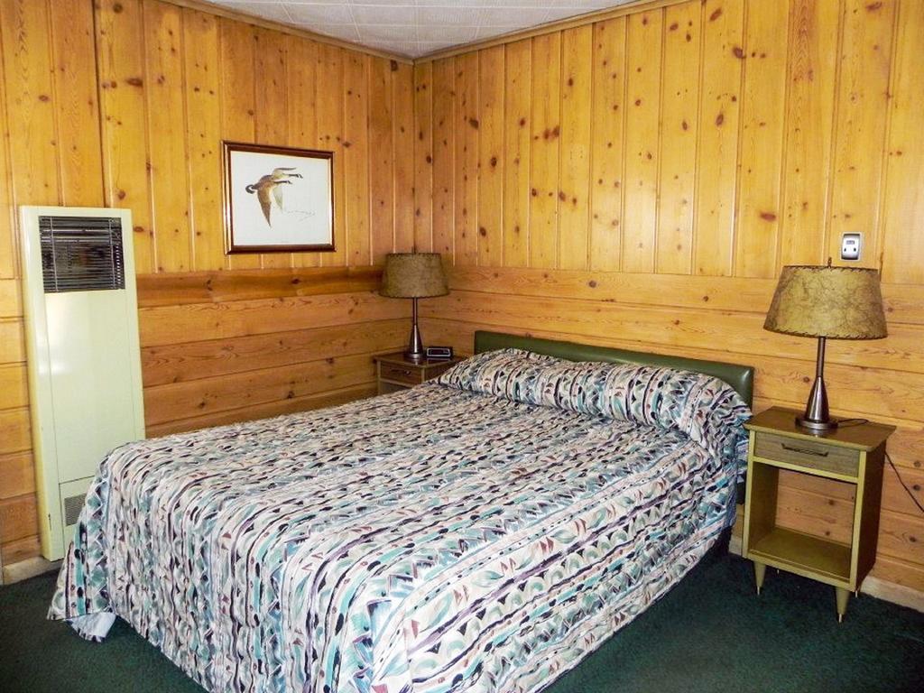 Sleepy Hollow Motel 2*