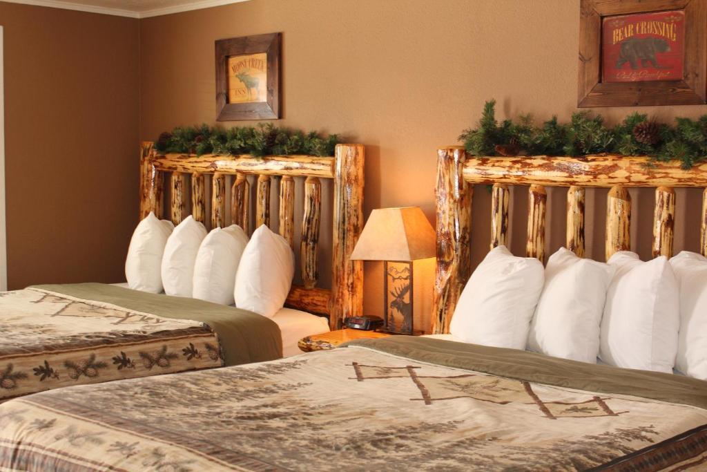 The Evergreen Motel 2*