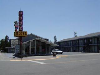 Motel Dude & Roundup 2*