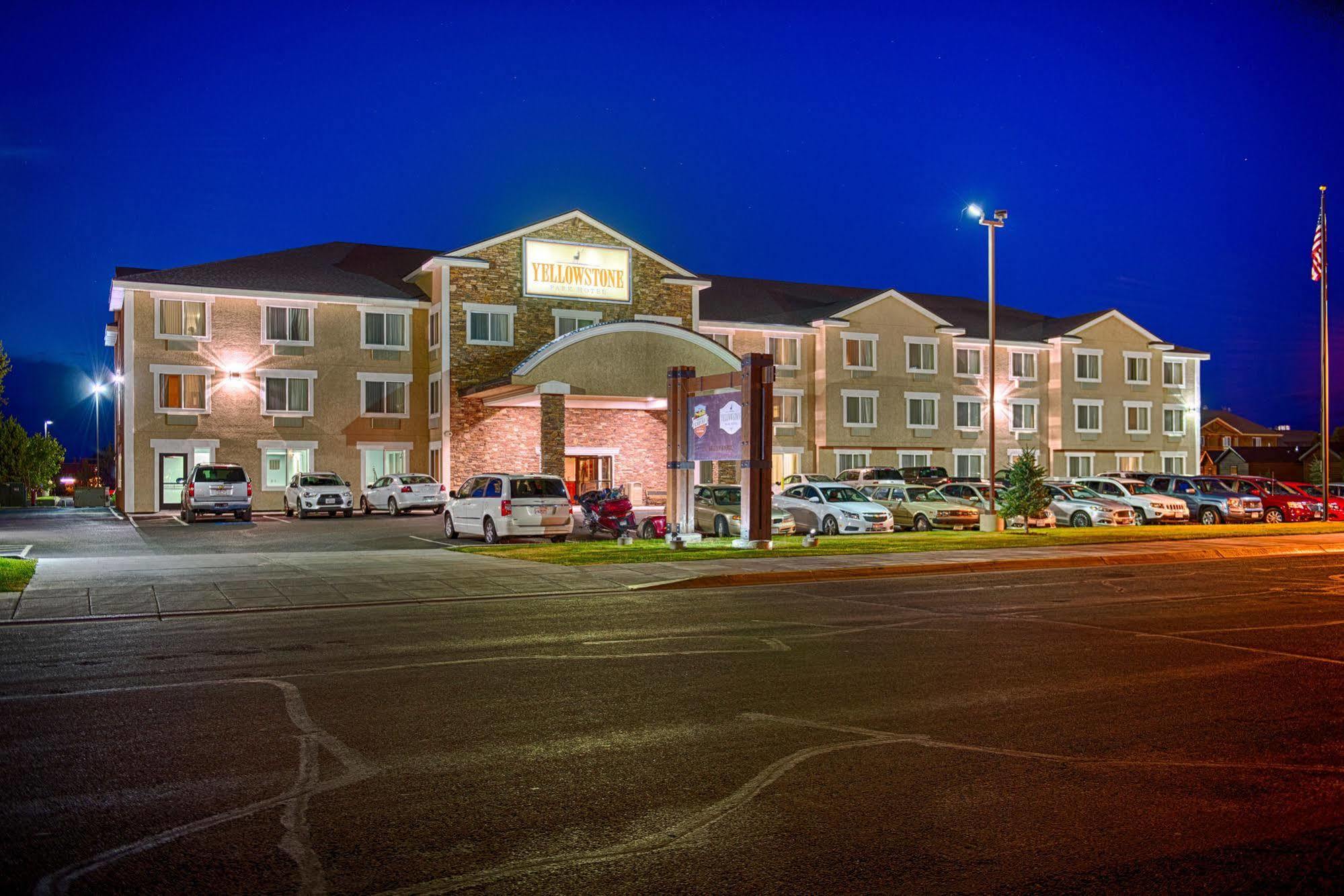 Hotel Yellowstone Park West Yellowstone