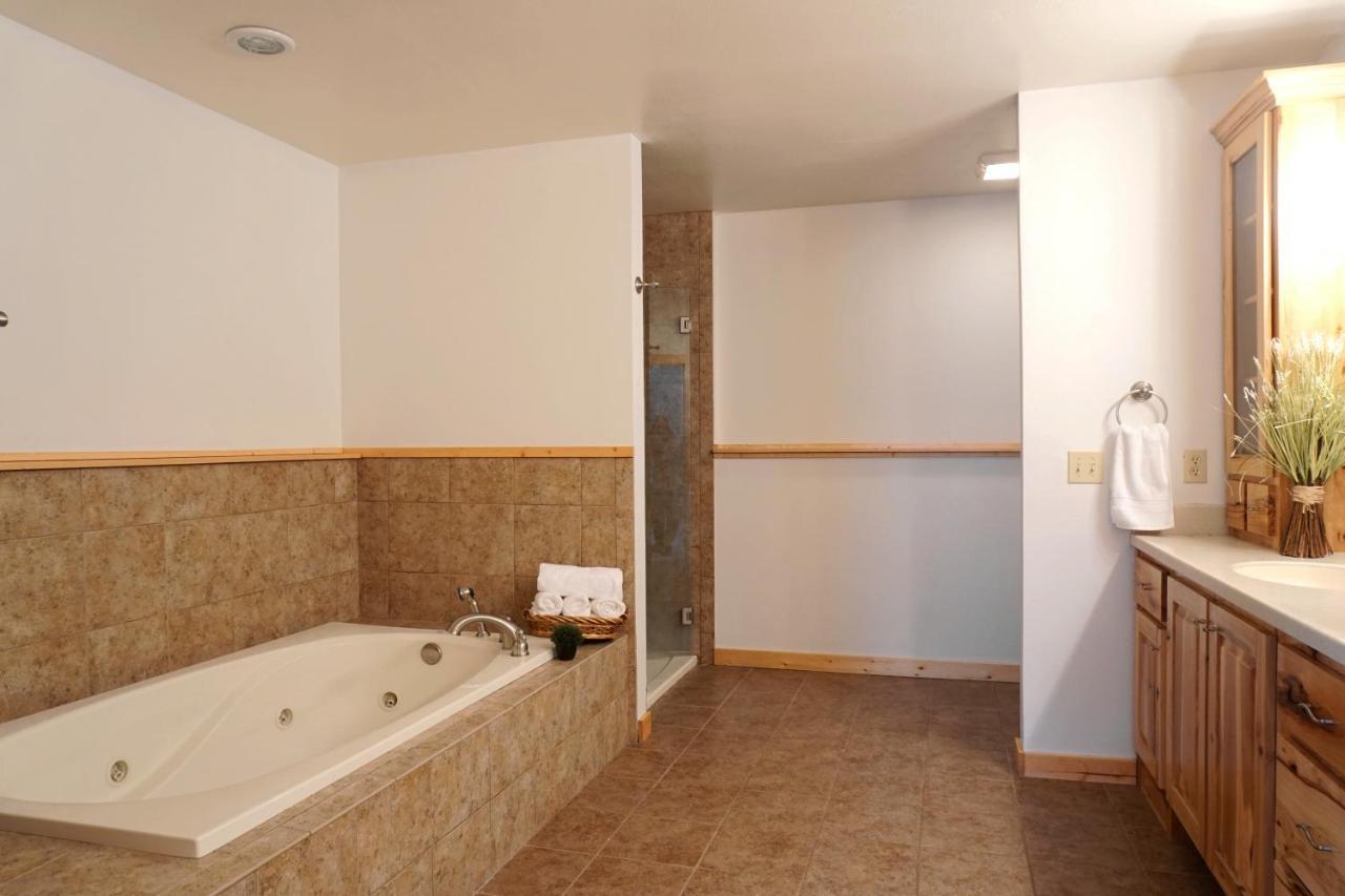 The Aspen Aparthotel 2*