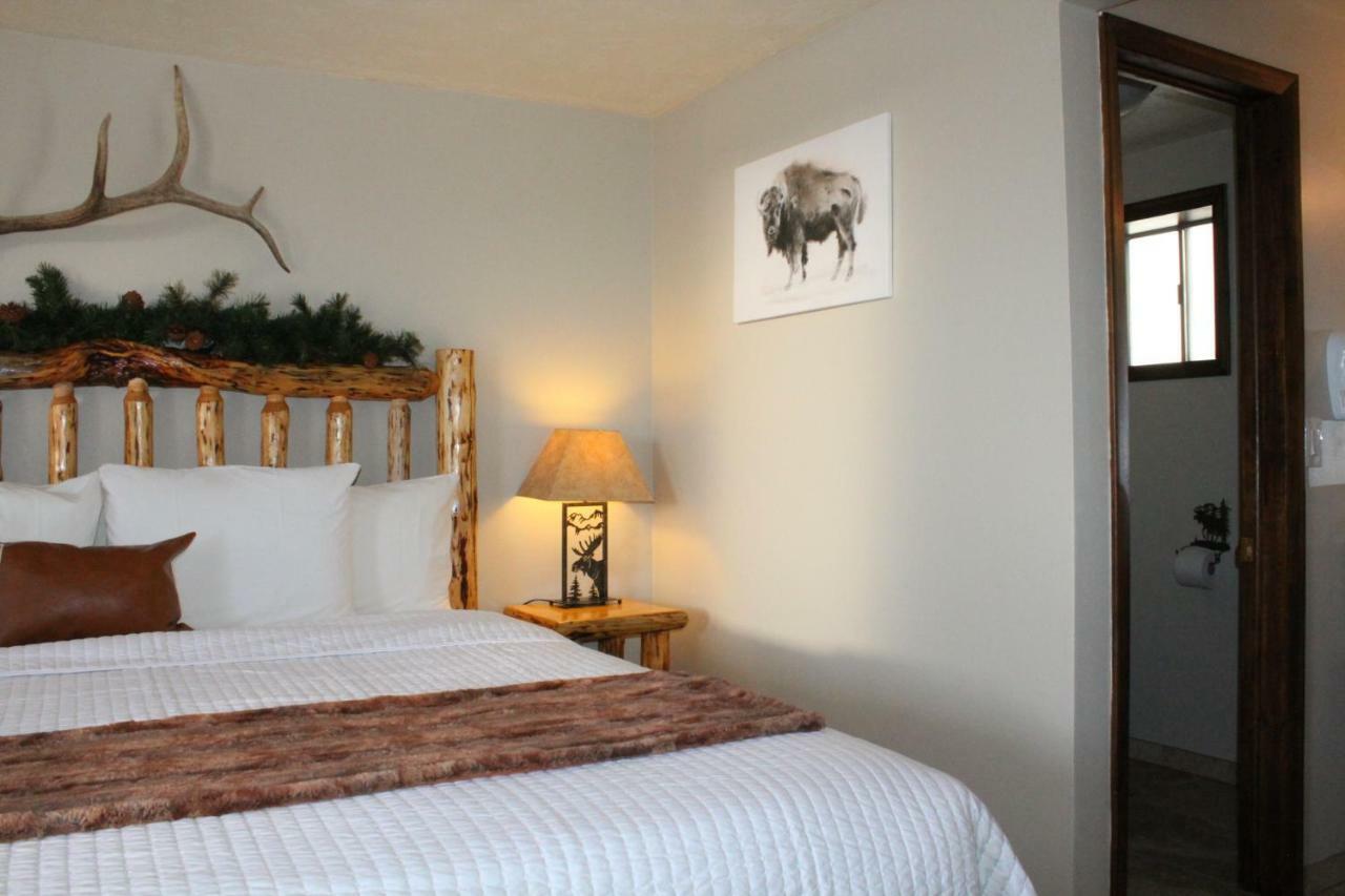 The Evergreen 2* West Yellowstone