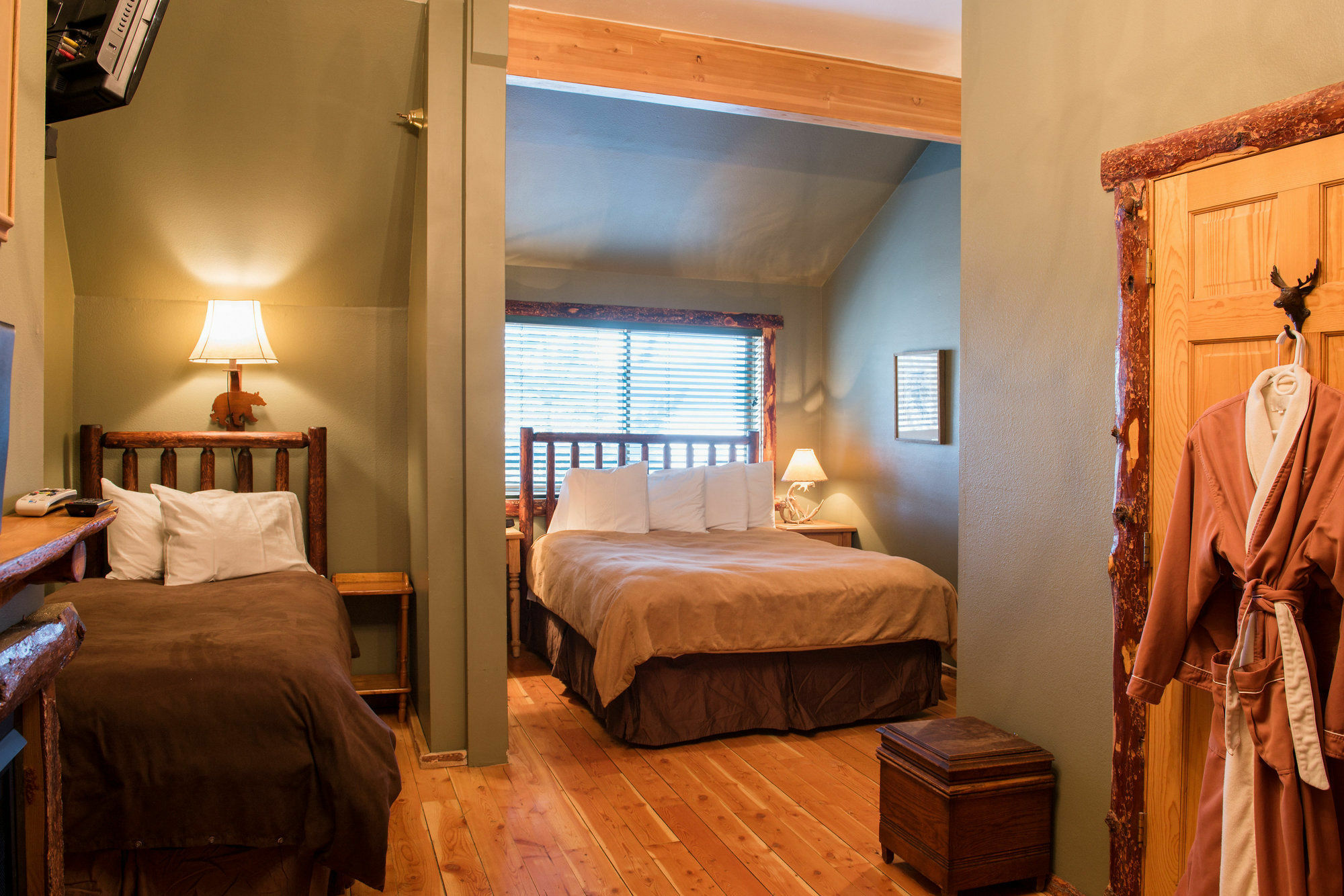 Bar N Ranch Lodge West Yellowstone