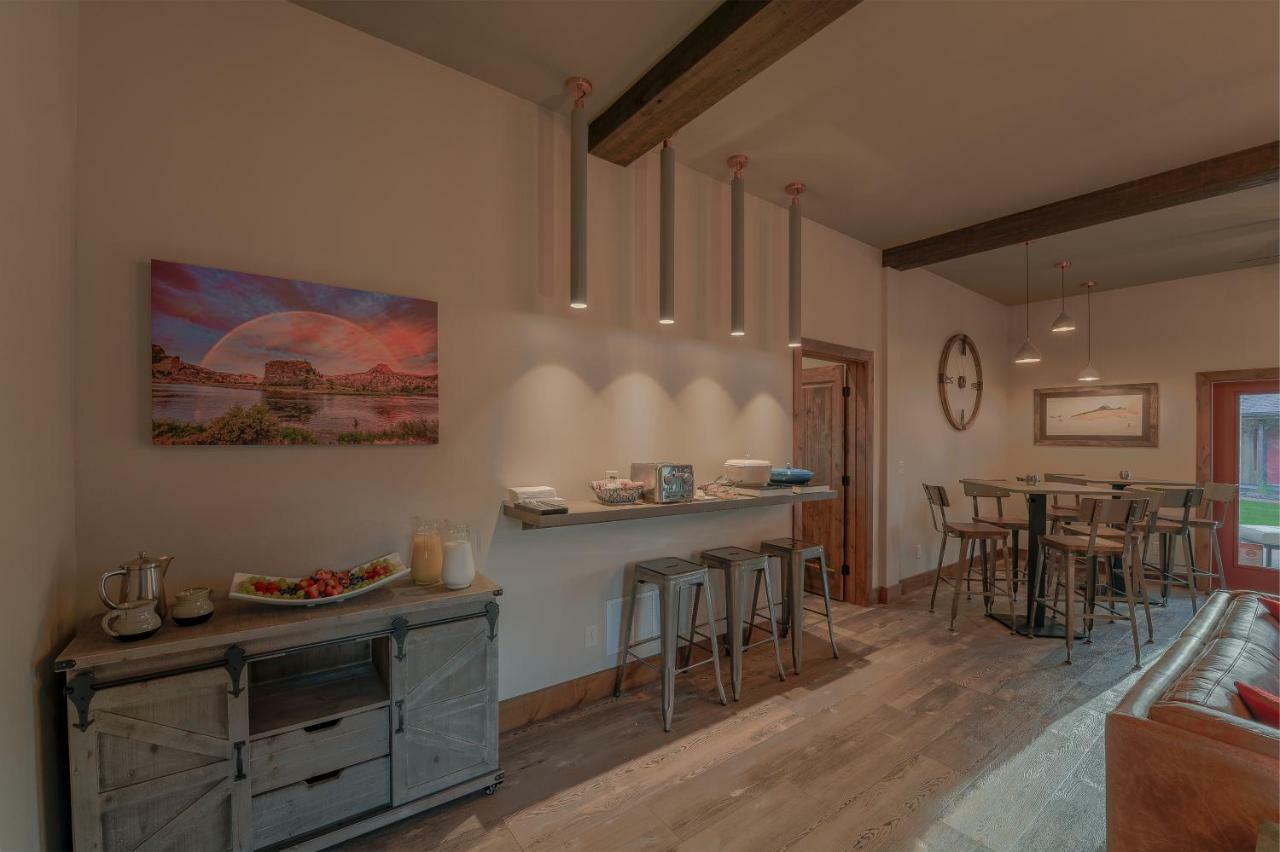 Inn Golden Stone