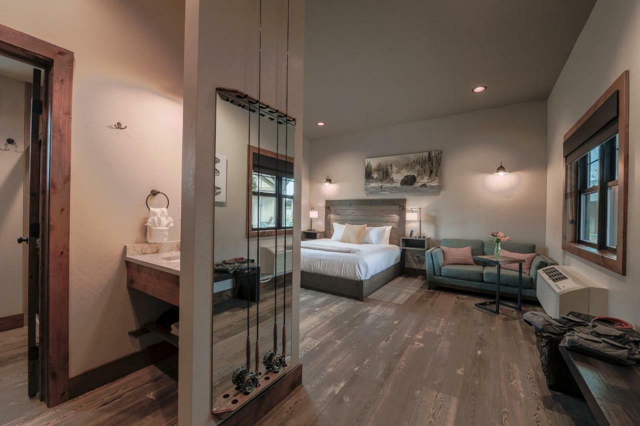 Inn Golden Stone